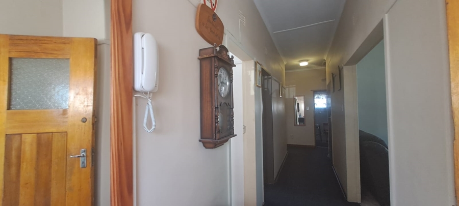 5 Bedroom Property for Sale in Morelig Free State